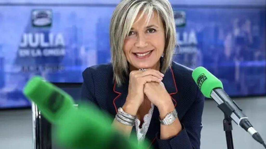 Julia Otero en la radio