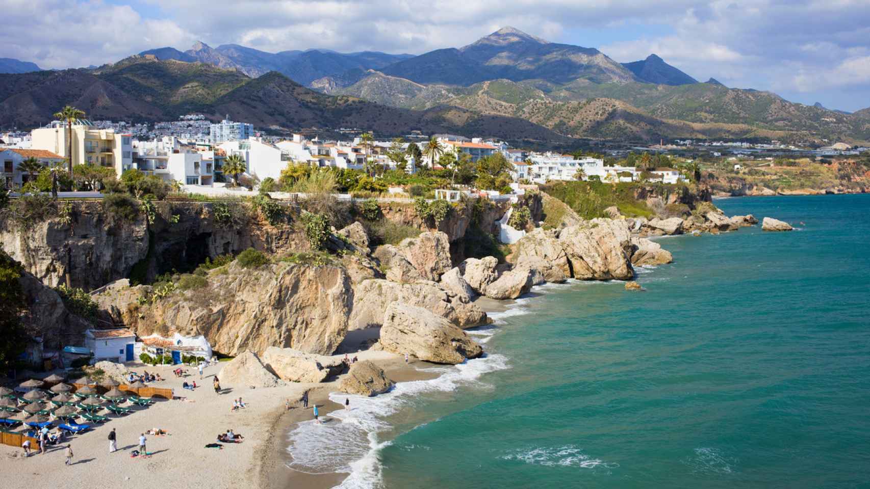 Playa de Maro, en Nerja, Málaga, Andalucía.