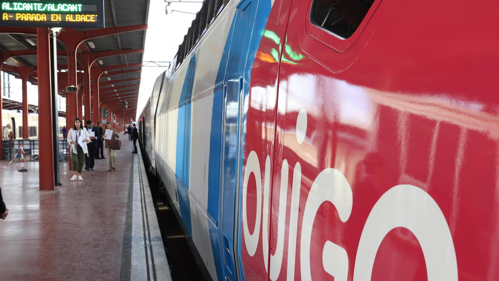 Un tren de Ouigo en Madrid.