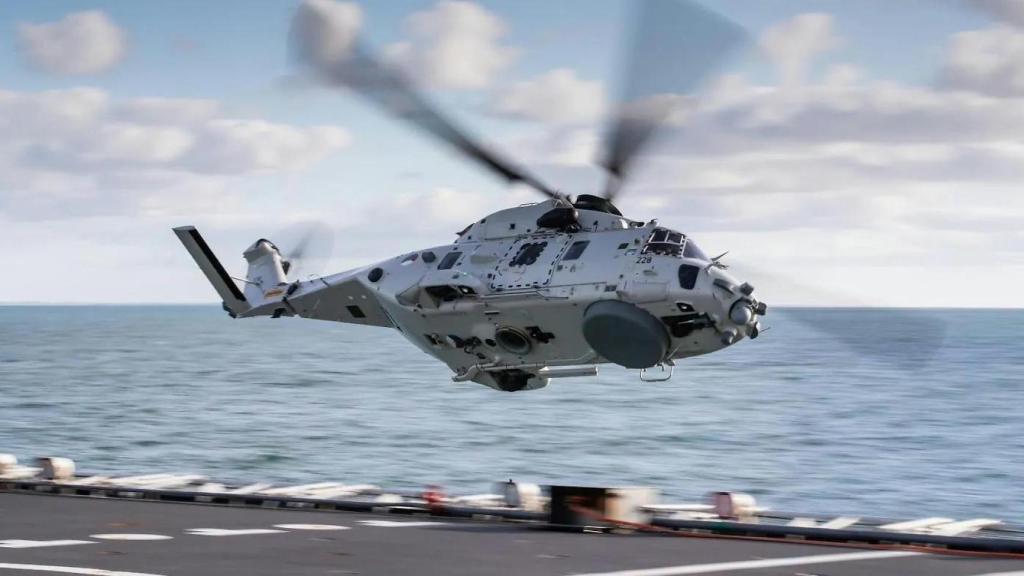 NH90 NFH con radar en la parte inferior del fuselaje